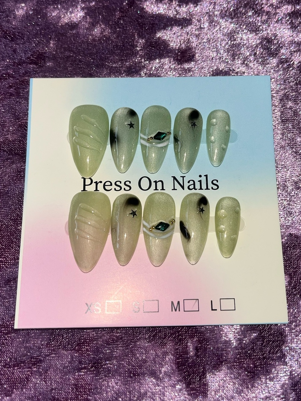 Green Glitter Press-On Nail Set
